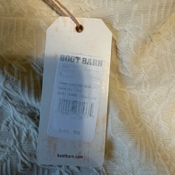 Shyanne bell sleeved top - Picture 5 of 7